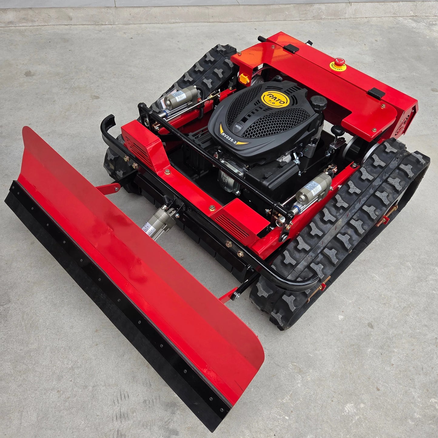 Powerful Remote-Controlled Lawn Mower – Fully Automatic Climbing, Ideal for Efficient Weeding in Gardens & Orchards at Home